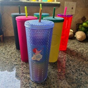 Lot of Starbucks Tumblers (6)